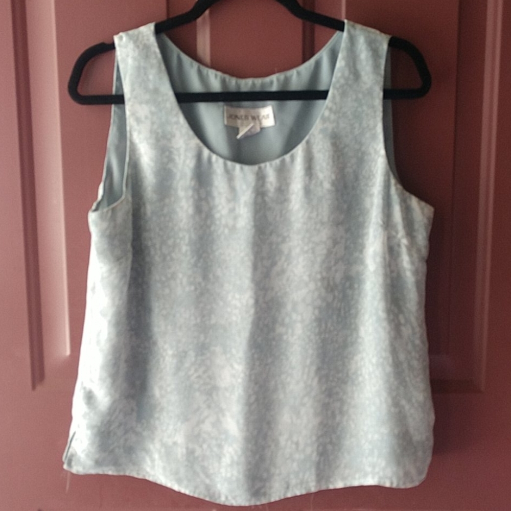 Jones Wear sleeveless blouse
